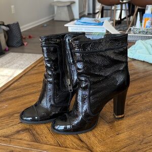 Gianni Bini Short Black Boots